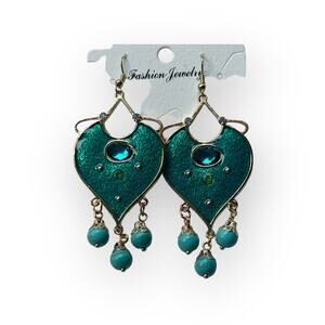 NWT boutique Moroccan/Jasmine earrings